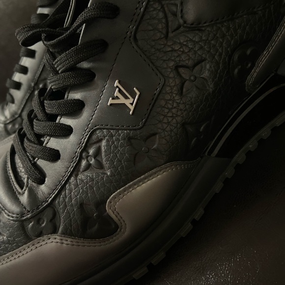 Black Louis Vuitton Run Away sneakers - Picture 8 of 8